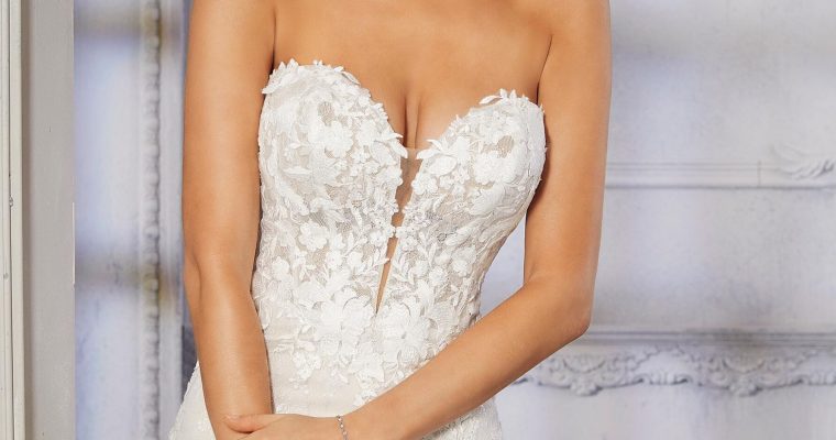 Wedding Dress: Camille