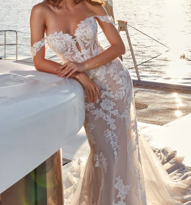 Wedding Dress: Alanis