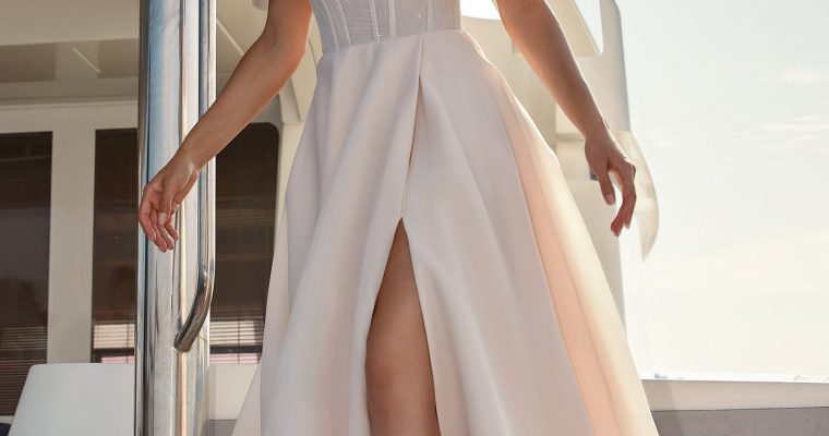 Wedding Dress: Cecilia