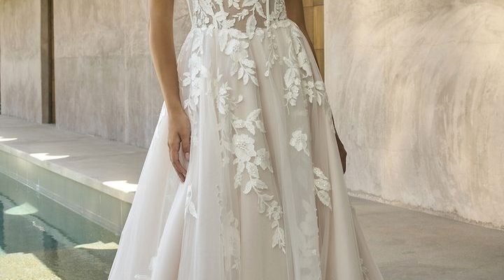 Wedding Dress: Garnet